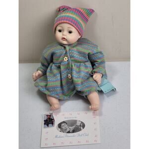 Vtg Madame Alexander Rainbow Huggums Vinyl Girl Doll 1998 Open & Close Eyes